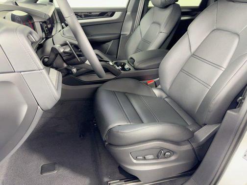 2026 Porsche Cayenne Cayenne E-Hybrid