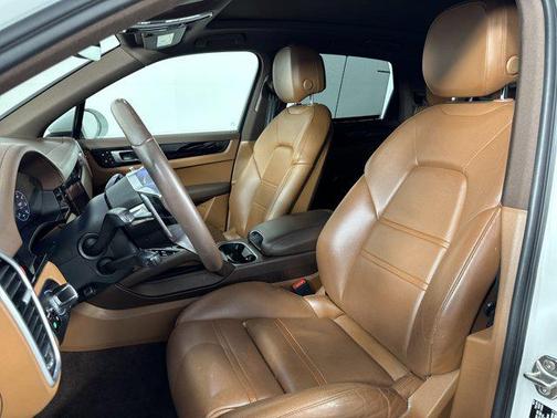 2019 Porsche Cayenne Base