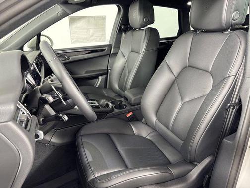 2025 Porsche Macan Macan