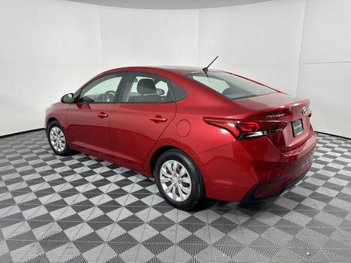 2019 Hyundai Accent SE