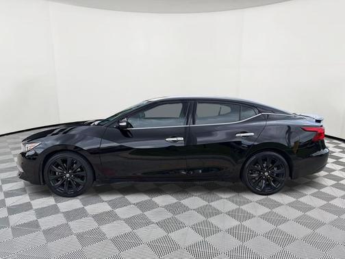 Super Black 2017 Nissan Maxima 3.5 SR