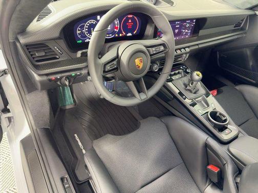 2026 Porsche 911 GT3 w/Touring Package