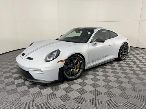 2026 Porsche 911 GT3 w/Touring Package