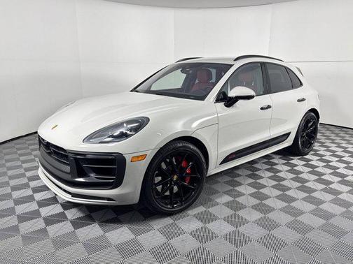 2025 Porsche Macan GTS