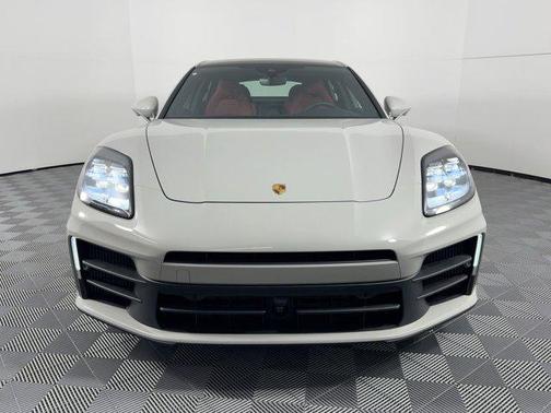 2026 Porsche Panamera RWD