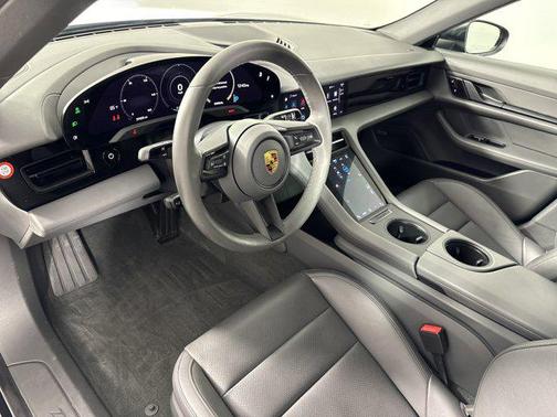 2021 Porsche Taycan RWD