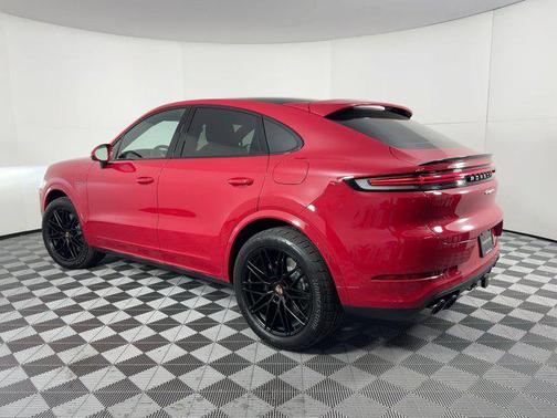 Carmine Red 2026 Porsche Cayenne Cayenne E-Hybrid