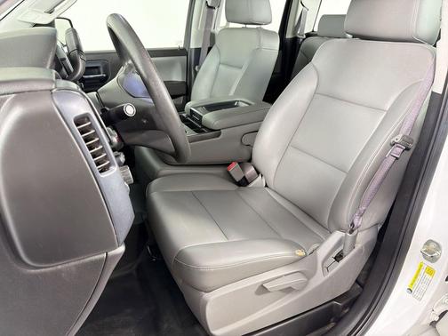 Summit White 2017 Chevrolet Silverado 1500 WT