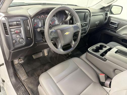 Summit White 2017 Chevrolet Silverado 1500 WT