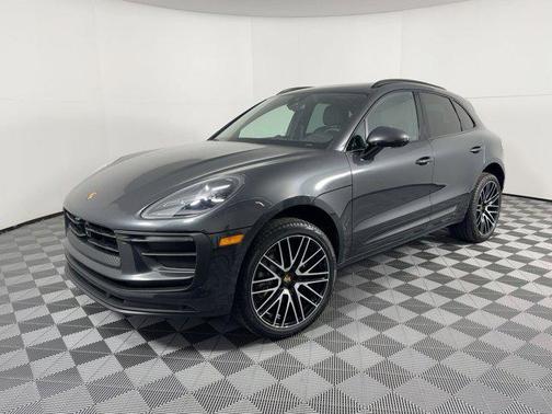 2026 Porsche Macan AWD