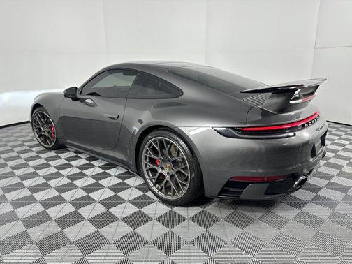 2023 Porsche 911 Carrera 4S