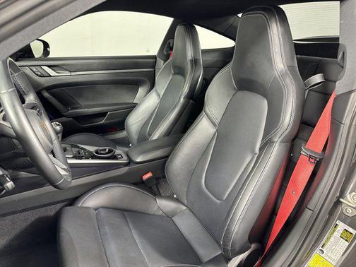 2023 Porsche 911 Carrera 4S