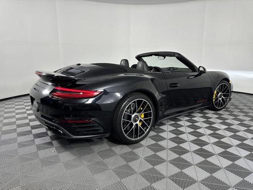 2018 Porsche 911 Turbo S