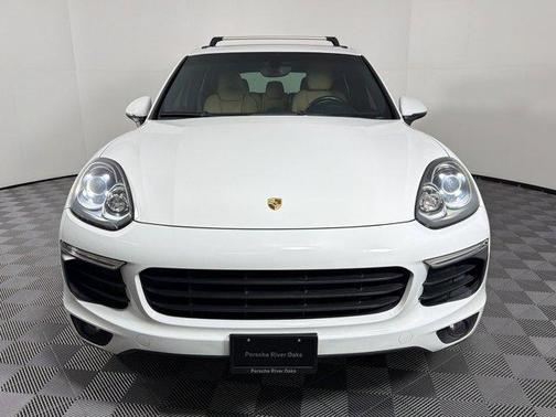 2016 Porsche Cayenne Cayenne