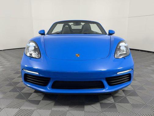 2025 Porsche 718 Boxster S