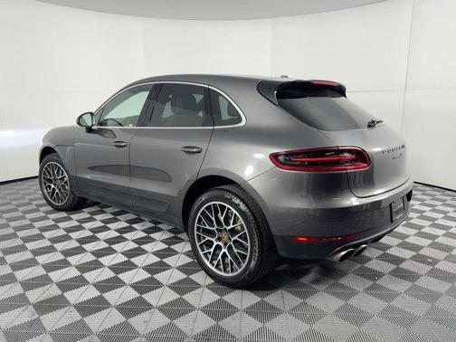 2018 Porsche Macan S