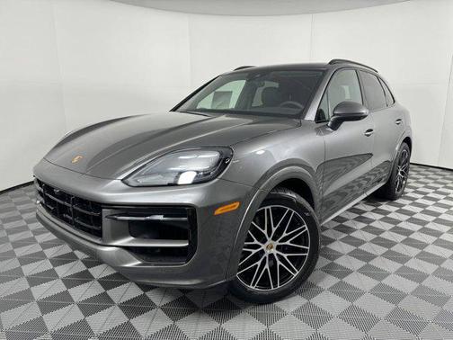 2025 Porsche Cayenne AWD