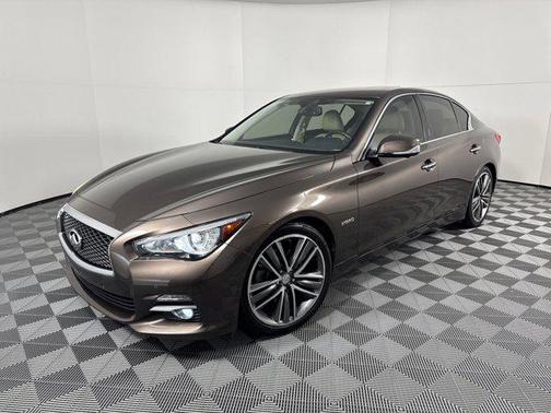 2016 INFINITI Q50 Hybrid Base
