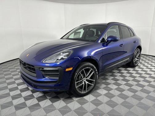 2025 Porsche Macan AWD