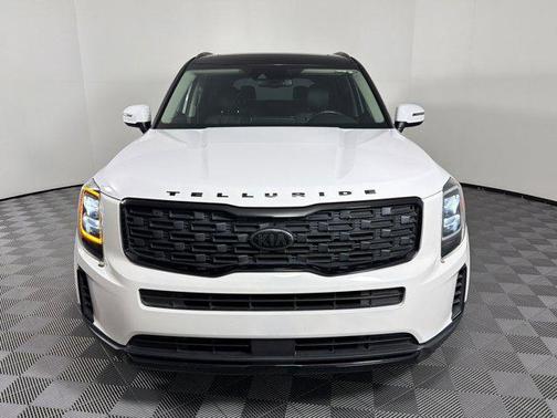 Glacial White Pearl 2021 Kia Telluride EX