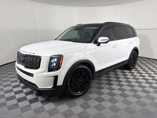Glacial White Pearl 2021 Kia Telluride EX