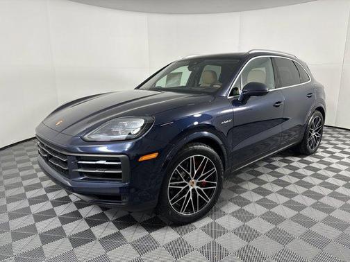 2025 Porsche Cayenne S