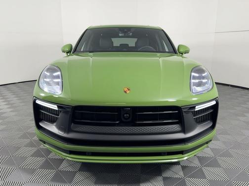 Paint to Sample 2026 Porsche Macan Macan GTS
