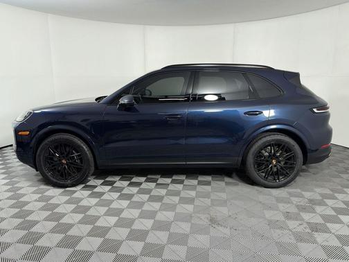Algarve Blue Metallic 2026 Porsche Cayenne Cayenne