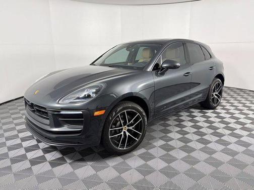 Volcano Grey Metallic 2026 Porsche Macan Macan