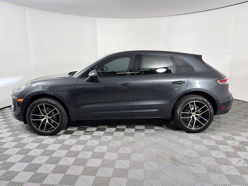 Volcano Grey Metallic 2026 Porsche Macan Macan