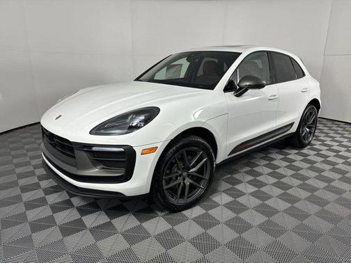 2025 Porsche Macan T