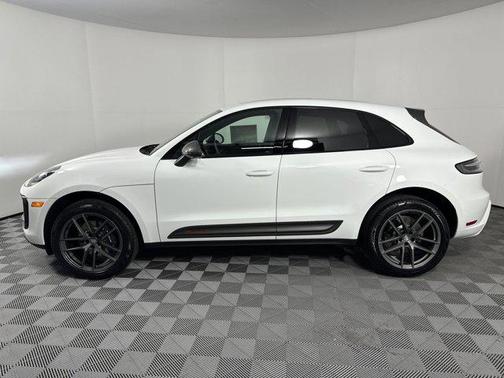 2025 Porsche Macan T