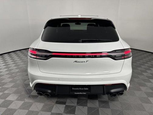 2025 Porsche Macan T
