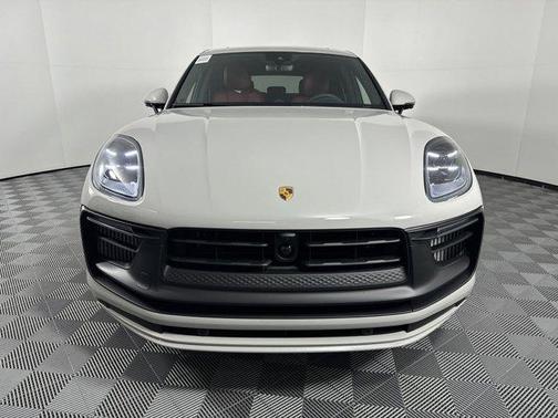 2025 Porsche Macan GTS
