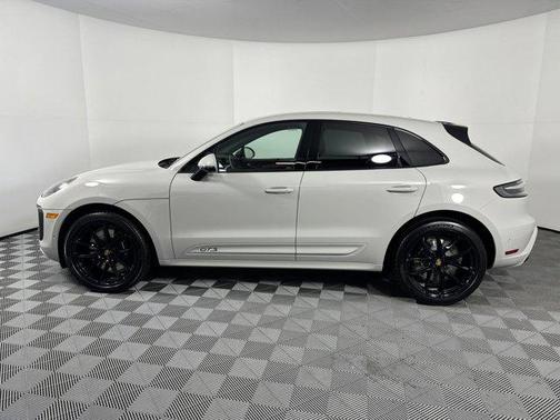 2025 Porsche Macan GTS