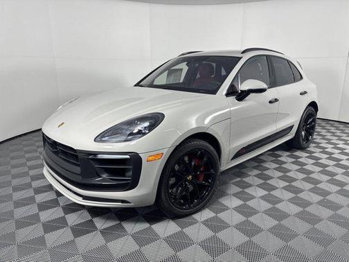 2025 Porsche Macan GTS