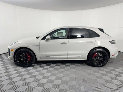 2026 Porsche Macan GTS