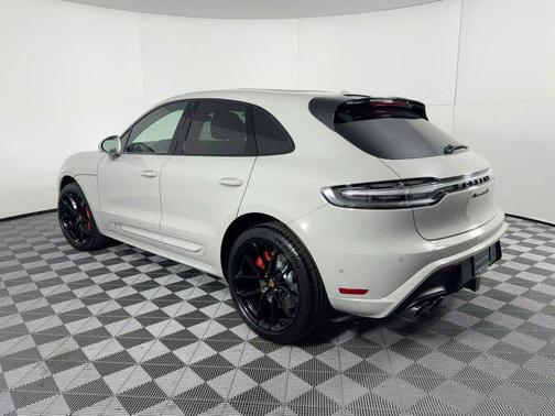 2026 Porsche Macan GTS