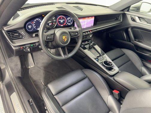 2021 Porsche 911 Carrera