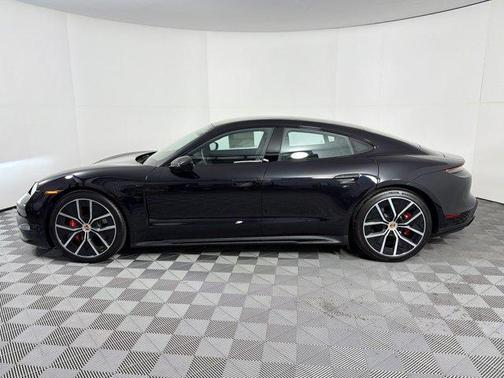 Jet Black Metallic 2026 Porsche Taycan 4S Black Edition