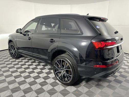 2021 Audi Q7 55 Prestige