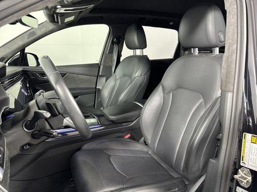 2021 Audi Q7 55 Prestige