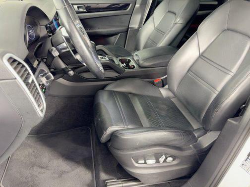 2019 Porsche Cayenne Cayenne