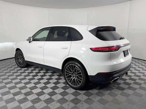 2019 Porsche Cayenne Cayenne