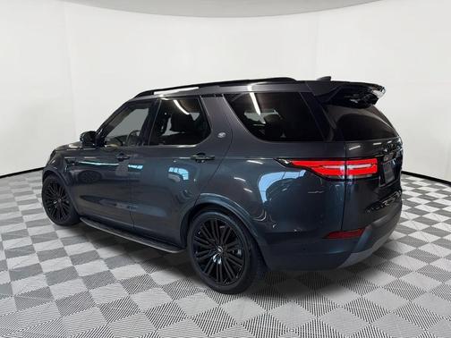 Gray 2018 Land Rover Discovery HSE LUXURY