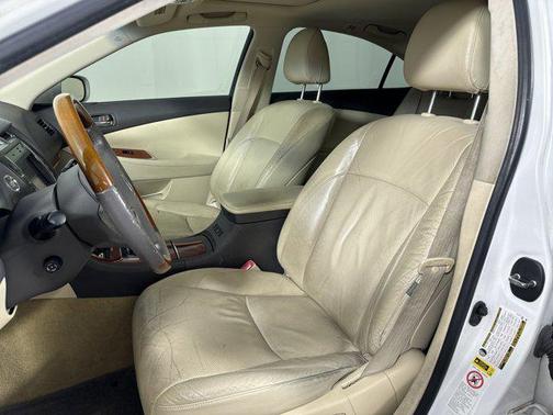 2010 Lexus ES 350 Base