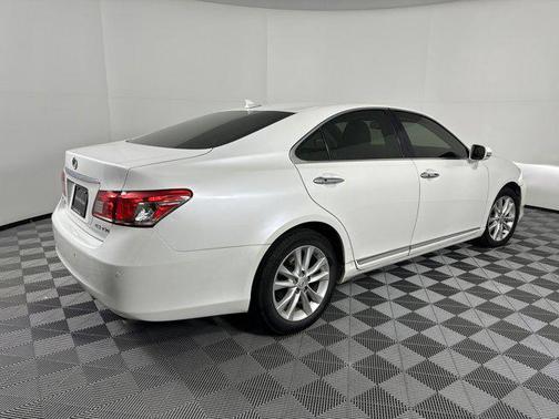 2010 Lexus ES 350 Base