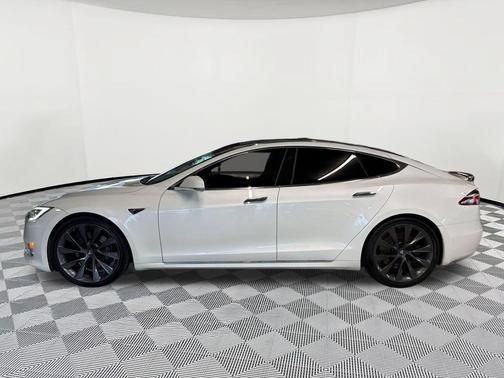 Pearl White Multi-Coat 2020 Tesla Model S Long Range