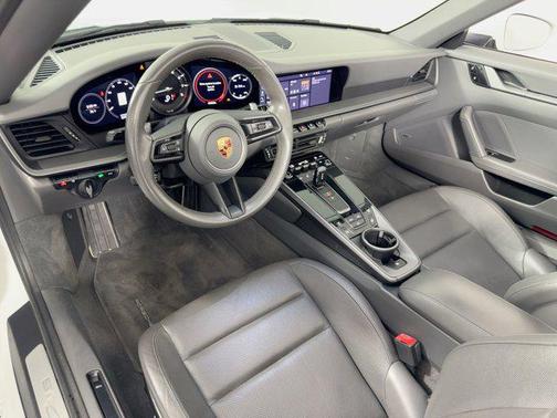 2020 Porsche 911 Carrera S
