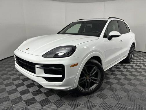 2025 Porsche Cayenne AWD